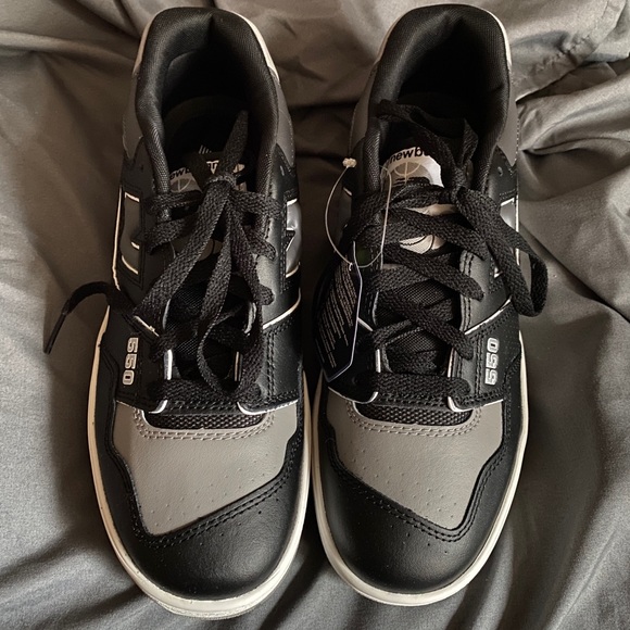BRAND NEW new balance 550 - Picture 4 of 5
